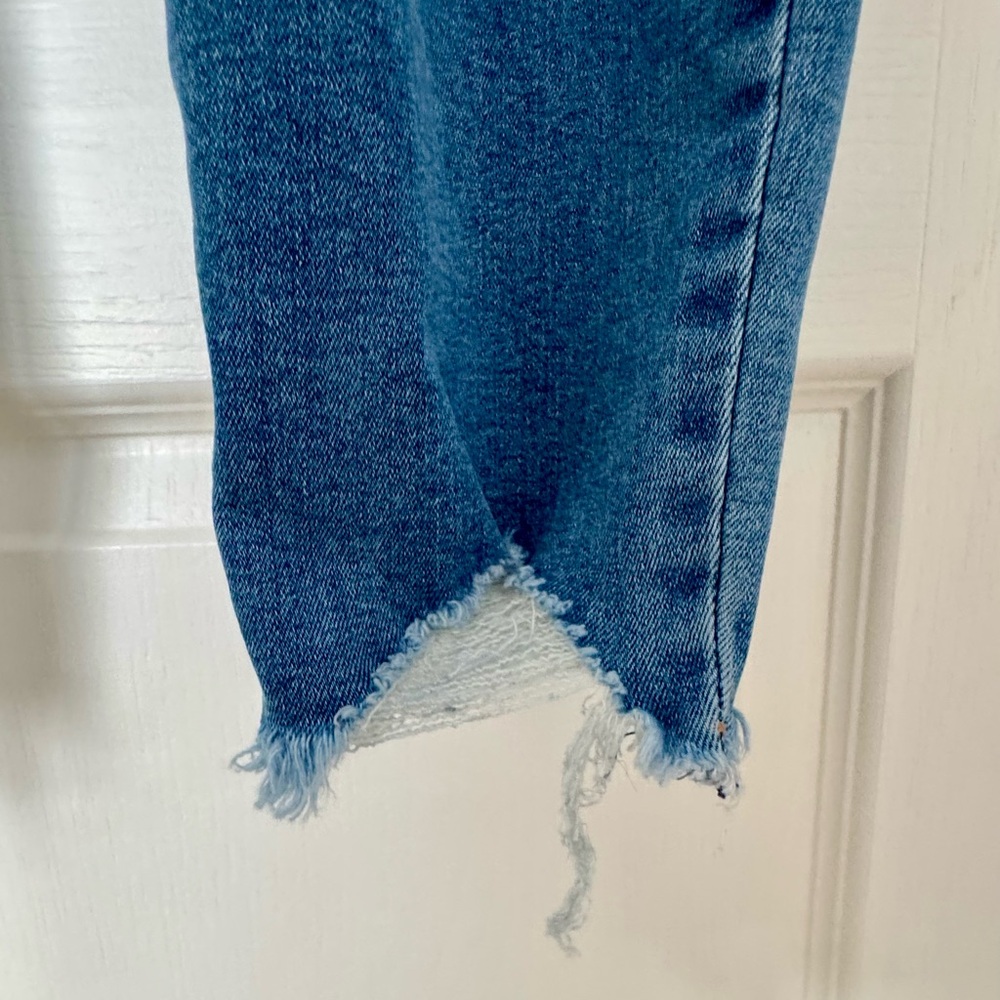 Kendall + Kylie ‘The Ultra Babe Skinny’ Distressed Blue Jeans Size 11/30 - Picture 7 of 14